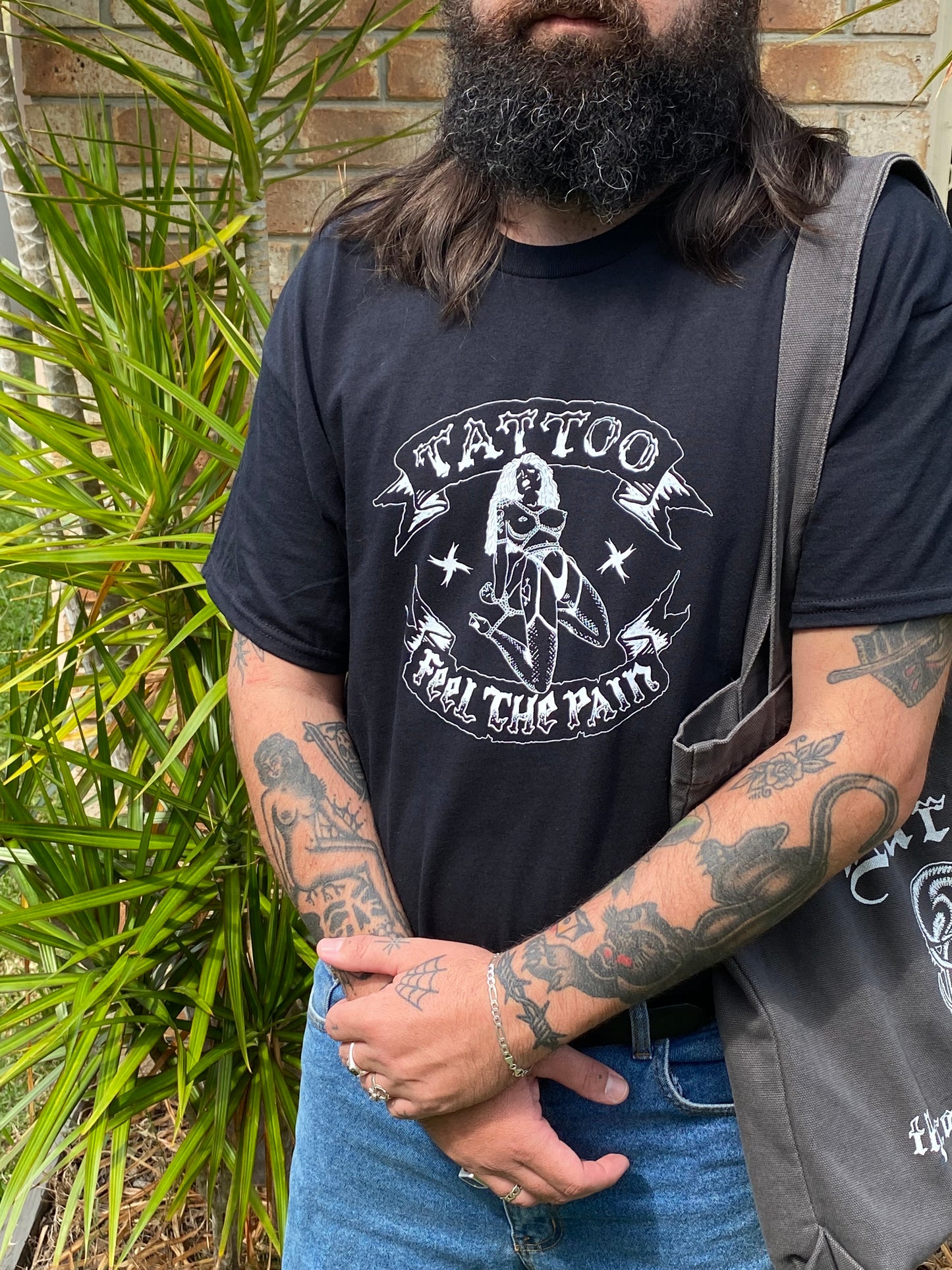 TATTOO Feel The Pain Shirt